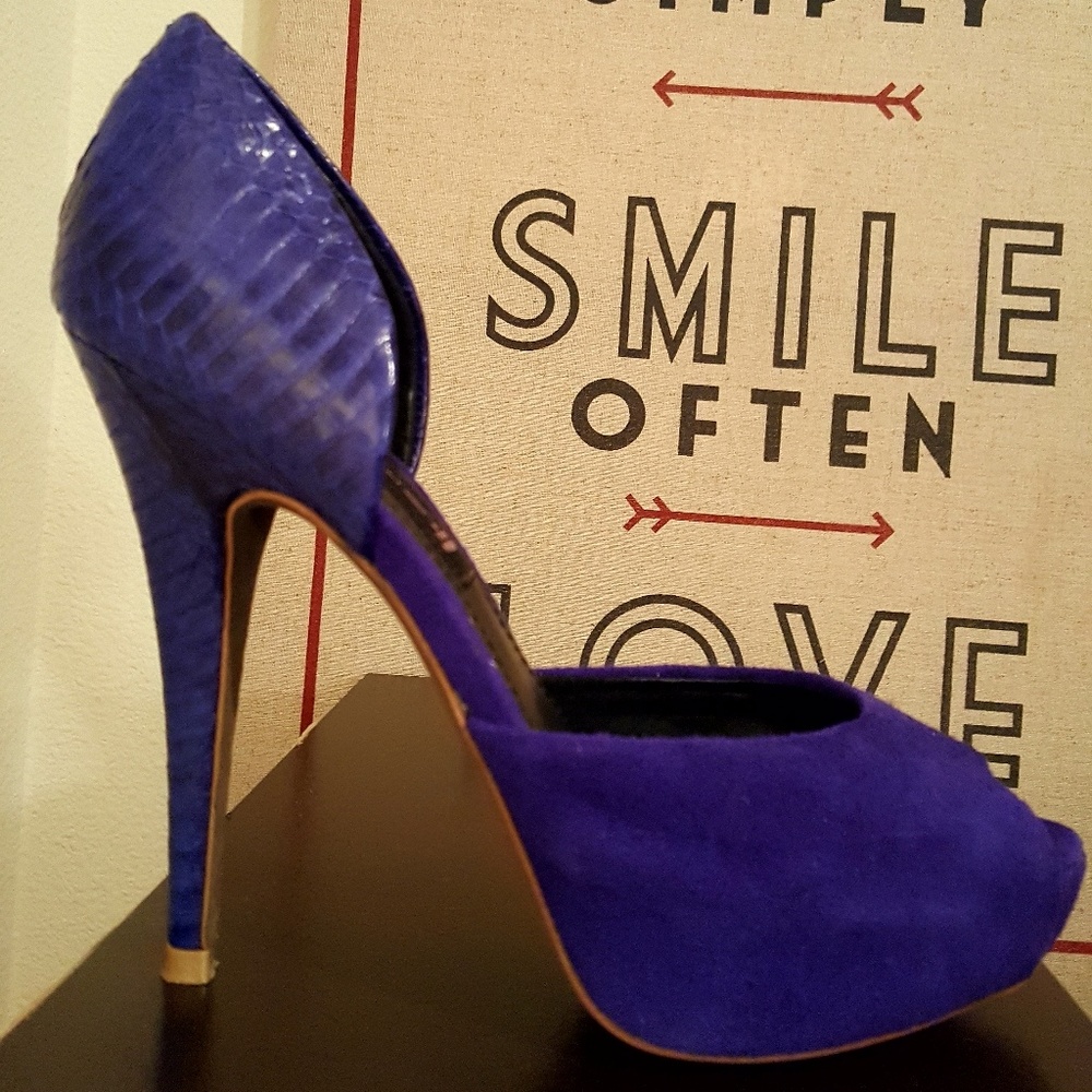Steven By Steve Madden Purple and Blue Peep Toe